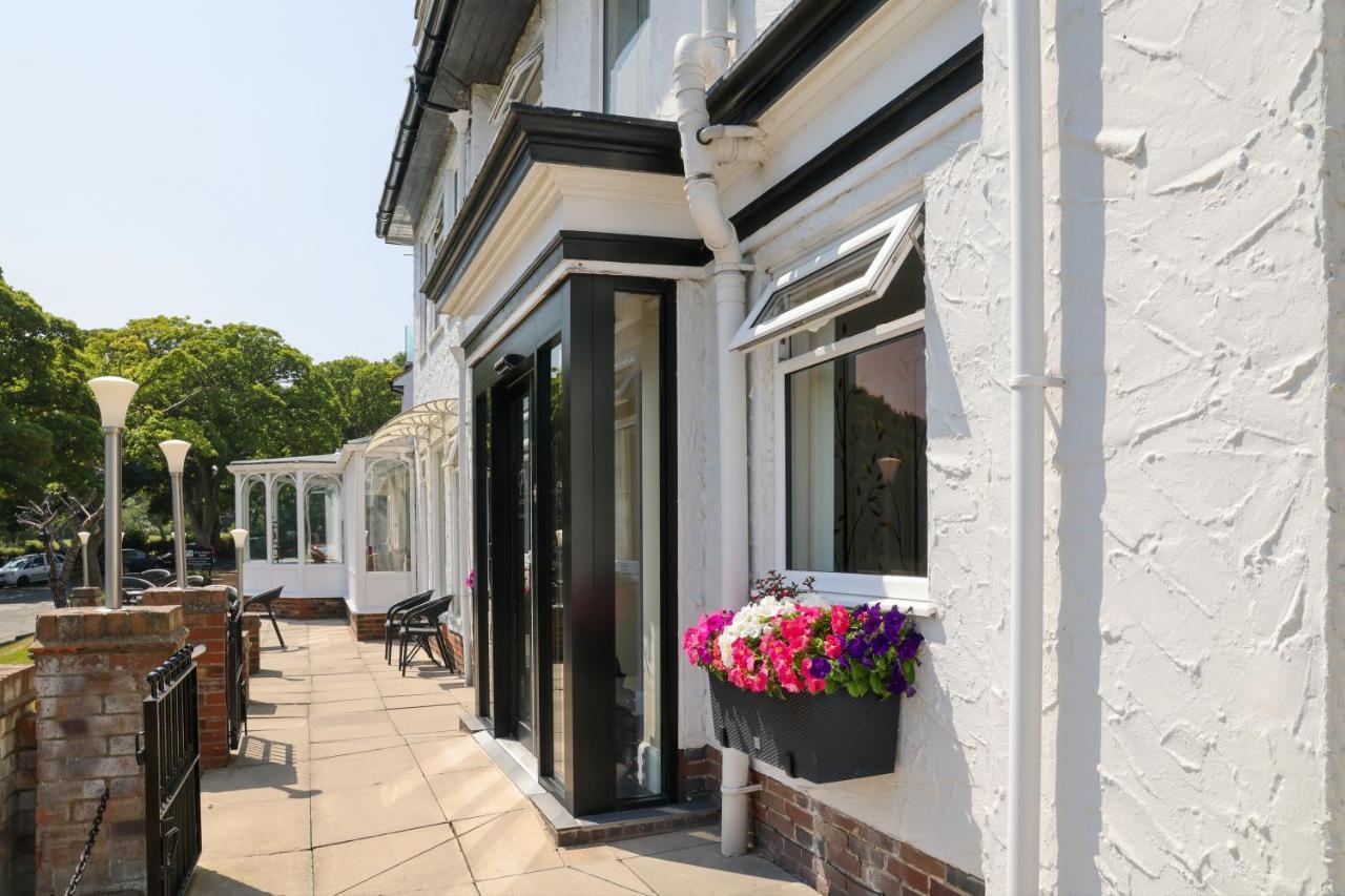Park Manor Hotel Scarborough Exterior foto